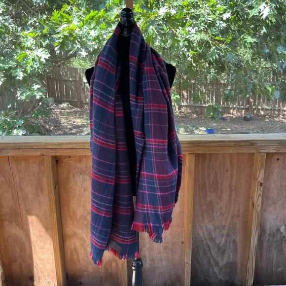 LOFT Women's Blue And Red Plaid Rectangular Blanket Scarf OS. NEW - Picture 4 of 7